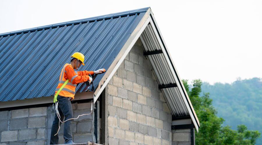 Expert Emergency Roof Repairs services in Dixie, WV